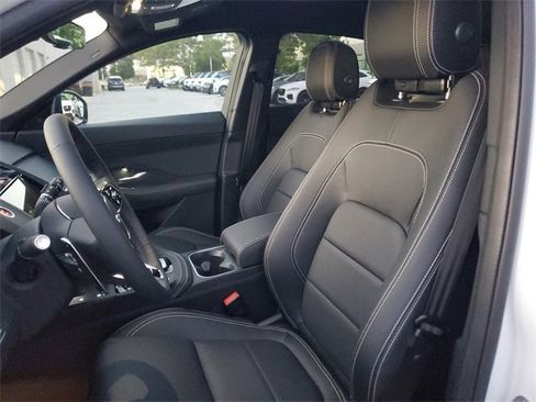 New 2024 Jaguar E-PACE R-Dynamic SE image 19
