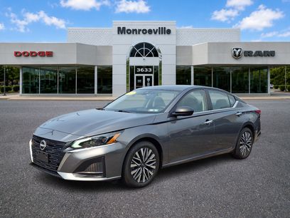 Used 2025 Nissan Altima 2.5 SV