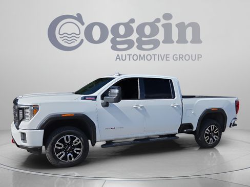 Certified 2022 GMC Sierra 2500 AT4 w/ Gooseneck/5TH Wheel Package AWD/4WD image 1