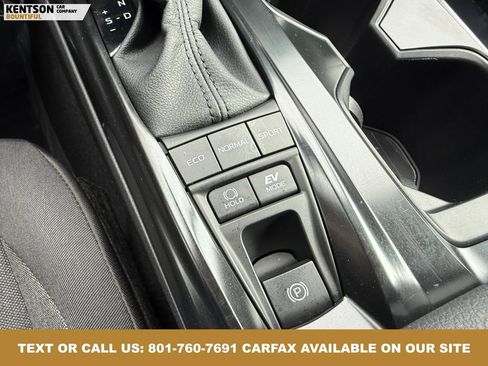 Used 2026 Toyota Camry LE image 27