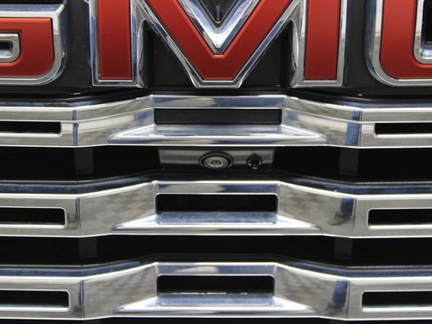 Used 2023 GMC Sierra 1500 Denali w/ Technology Package image 57