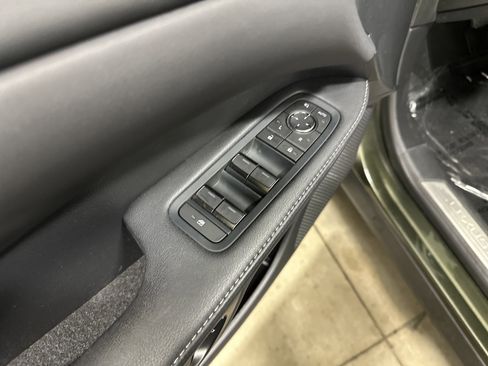 Used 2025 Lexus RX 350h w/ Accessory Package image 15