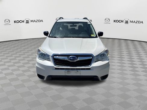Used 2015 Subaru Forester 2.5i w/ Alloy Wheel Package AWD/4WD image 2