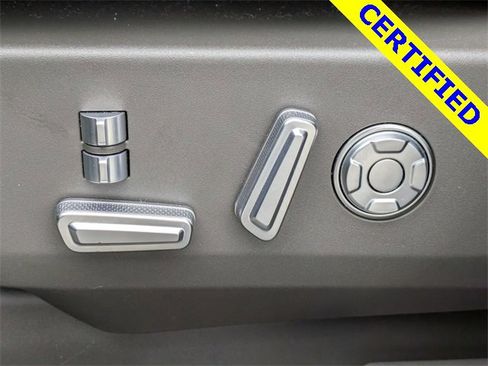 Used 2024 Lincoln Nautilus Reserve w/ Equipment Group 203A image 21