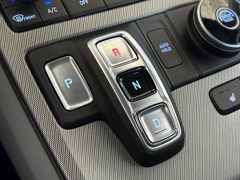 Used 2025 Hyundai Palisade SEL FWD image 24