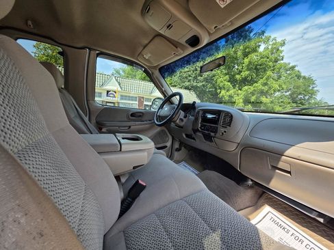 Used 2003 Ford F150 XL RWD image 22