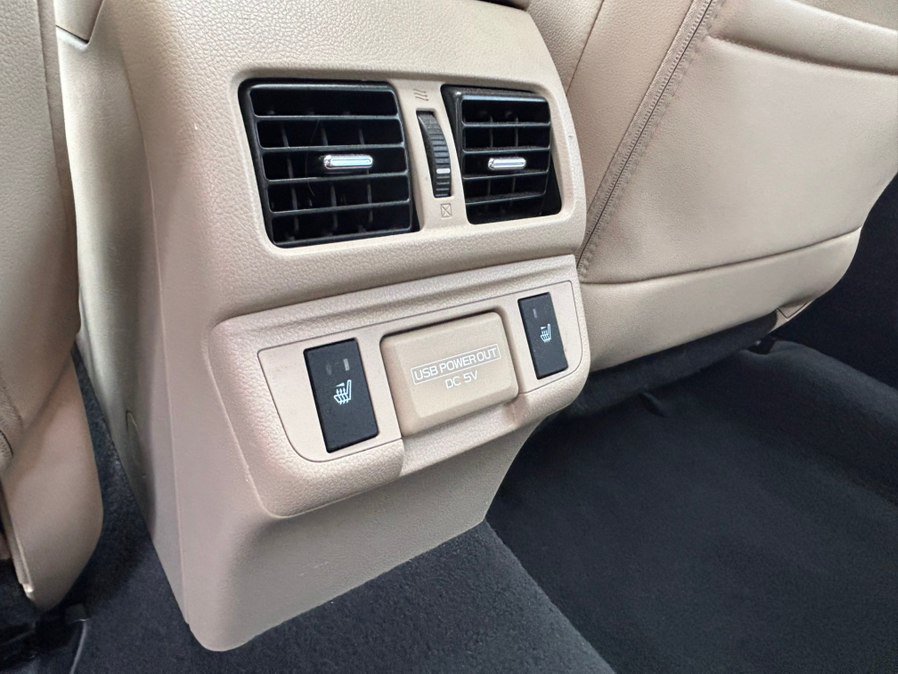 Used 2018 Subaru Outback 2.5i Limited AWD/4WD image 14