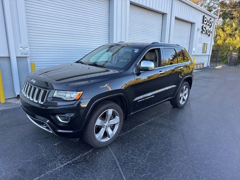 Used 2014 Jeep Grand Cherokee Overland w/ Advanced Technology Group image 1