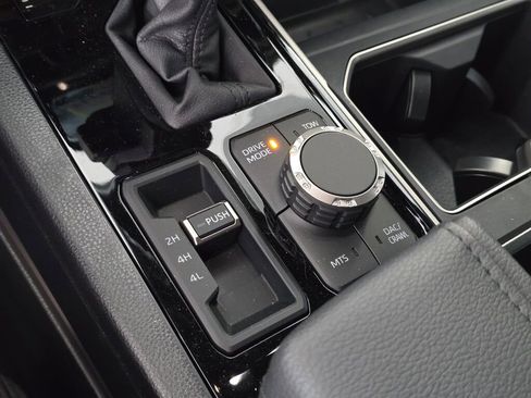 New 2025 Toyota Tundra SR5 AWD/4WD image 33