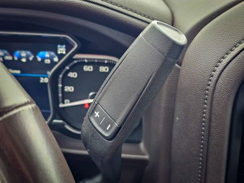 Certified 2022 GMC Sierra 3500 Denali image 24