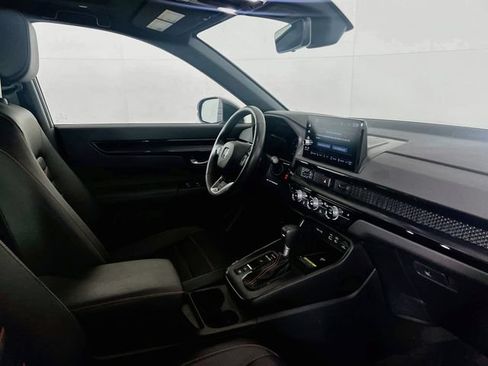Used 2024 Honda CR-V Sport Touring image 9