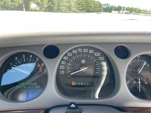 Used 2003 Buick Le Sabre Custom w/ Comfort & Style Package FWD image 25