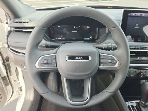 Used 2025 Jeep Compass Limited w/ High Altitude Package AWD/4WD image 21
