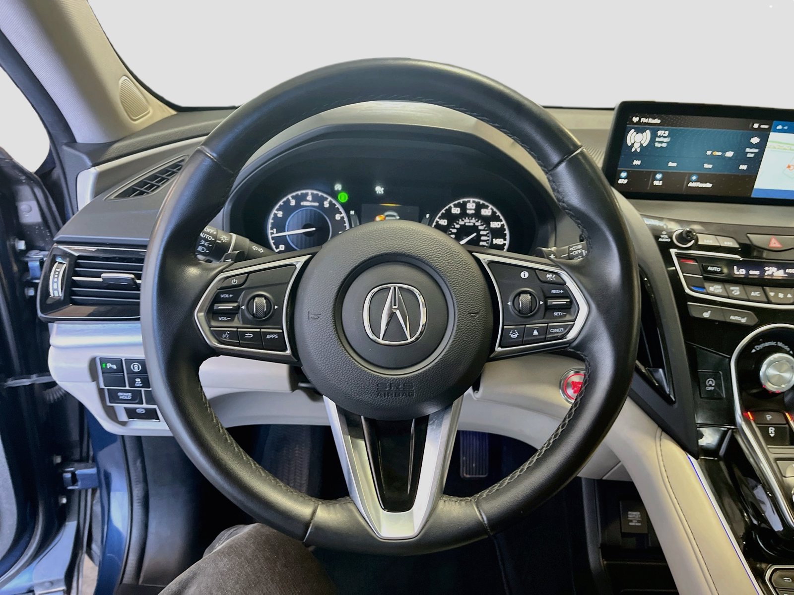 Used 2025 Acura RDX w/ Technology Package AWD/4WD image 11