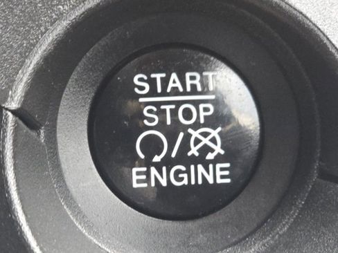 Used 2018 Jeep Compass Sport image 11