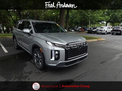 Used 2024 Hyundai Palisade SEL AWD/4WD image 16