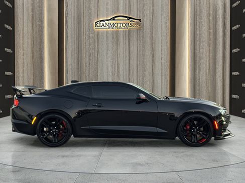 Used 2021 Chevrolet Camaro SS w/ Redline Edition image 8
