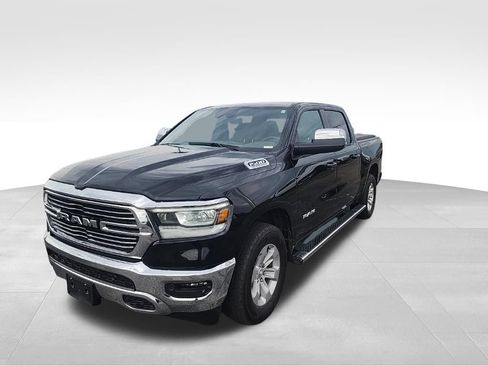 Used 2024 RAM 1500 Laramie AWD/4WD image 2