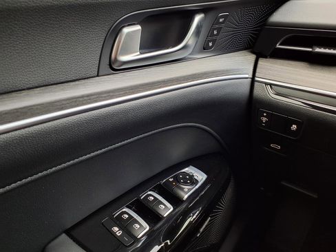 Used 2025 Kia K5 EX image 22