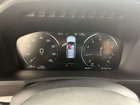 Used 2021 Volvo XC90 T5 Momentum w/ Climate Package AWD/4WD image 26