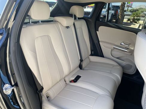 Used 2022 Mercedes-Benz GLA 250 image 25
