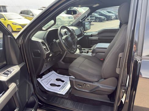 Used 2016 Ford F150 XLT w/ Equipment Group 302A Luxury RWD image 5