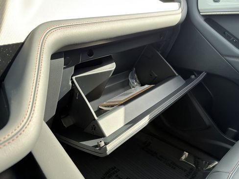 New 2026 Ford Explorer Active w/ Active Comfort Package image 39