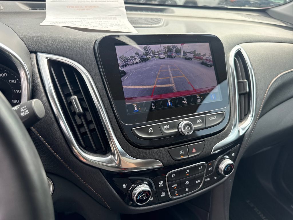 Certified 2024 Chevrolet Equinox Premier FWD image 24