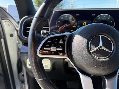 Used 2020 Mercedes-Benz GLE 350 4MATIC image 32