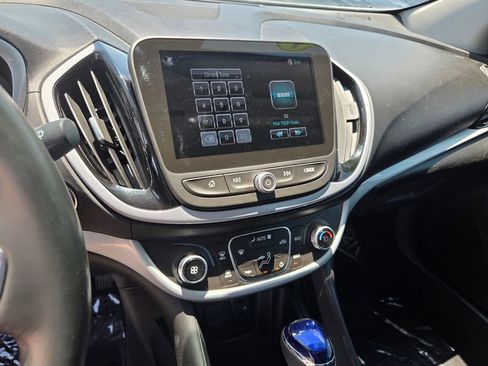 Used 2017 Chevrolet Volt LT FWD image 23