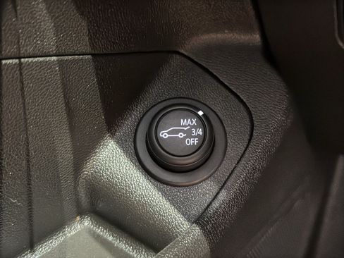 Used 2022 GMC Terrain AT4 AWD/4WD image 36