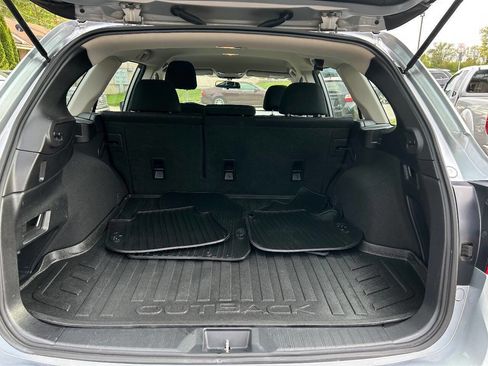 Used 2016 Subaru Outback 2.5i AWD/4WD image 17