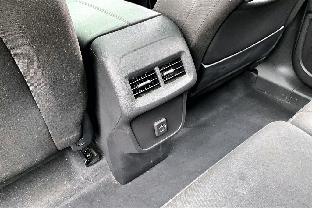 Used 2023 GMC Terrain SLE w/ Driver Convenience Package FWD image 25