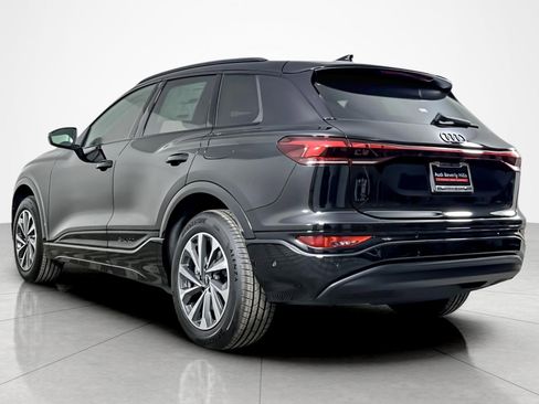 New 2025 Audi Q6 e-tron Premium AWD/4WD image 4