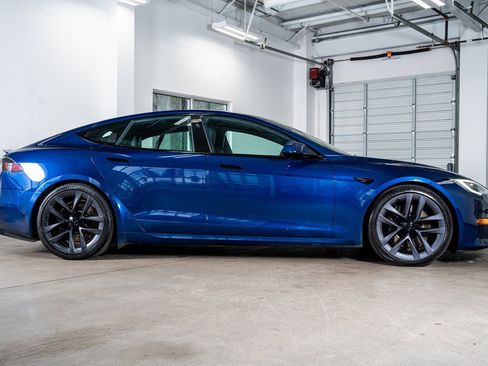 Used 2021 Tesla Model S Plaid image 5
