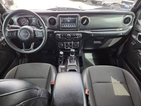 Used 2023 Jeep Gladiator Sport AWD/4WD image 13