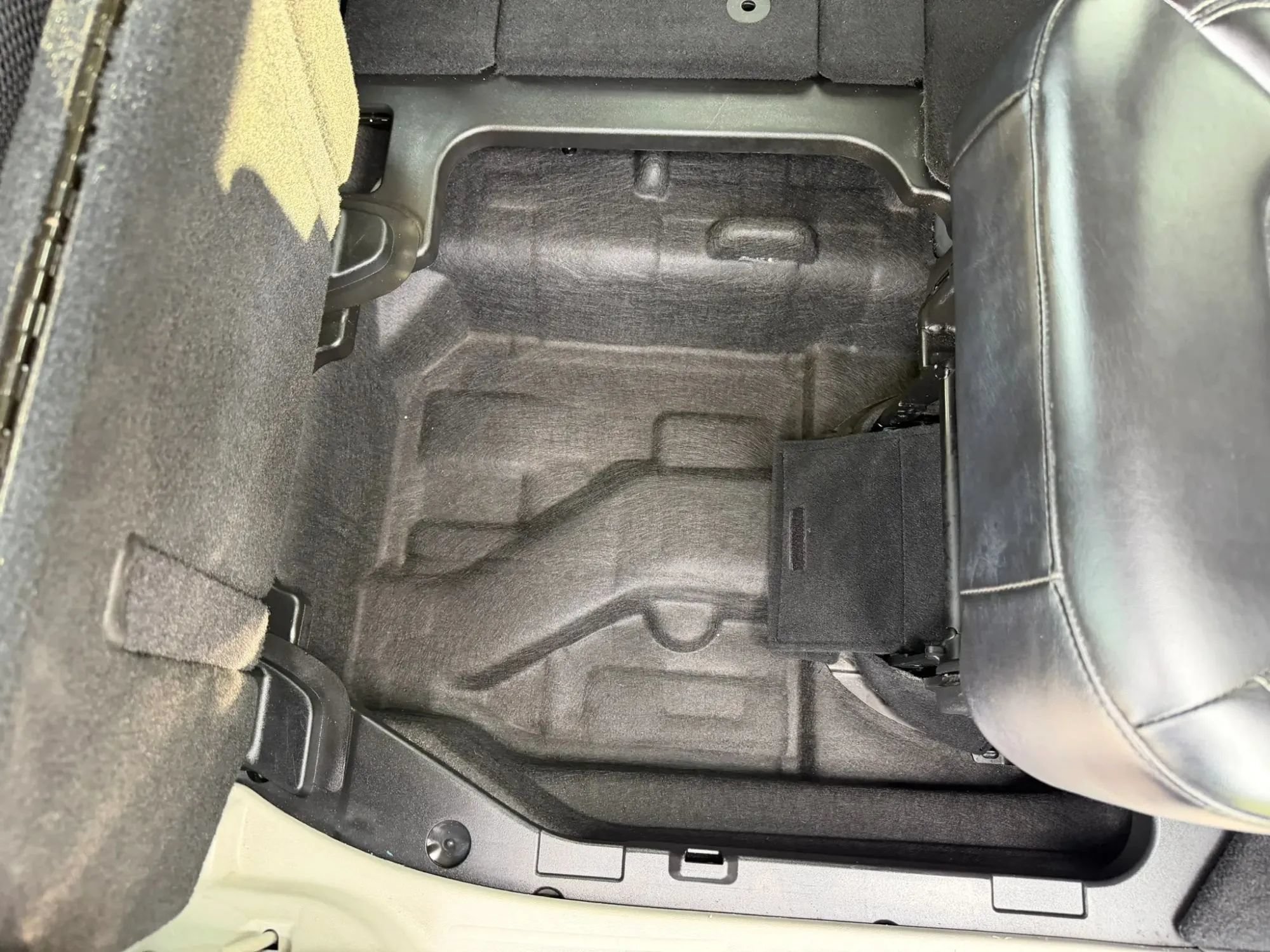 Used 2023 Chrysler Pacifica Touring-L FWD image 36
