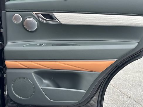 New 2026 Genesis GV80 2.5T Prestige image 16