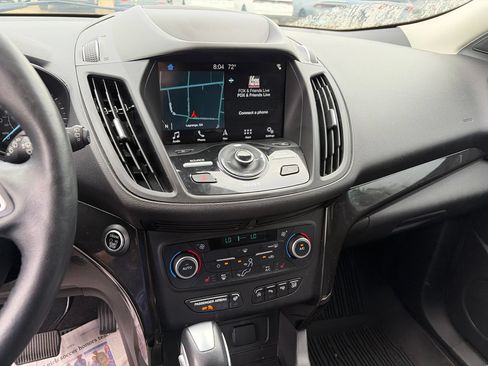 Used 2019 Ford Escape Titanium FWD image 5