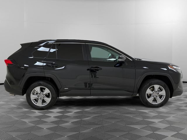 Used 2023 Toyota RAV4 XLE w/ Convenience Package AWD/4WD image 6