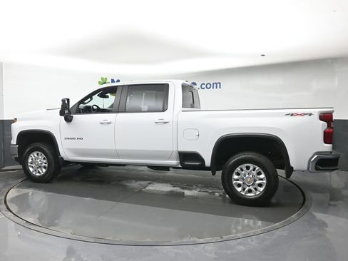 Used 2024 Chevrolet Silverado 3500 LT w/ Convenience Package image 19