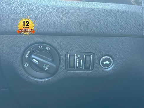 Used 2014 Chrysler 300 S image 79