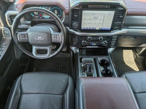 Used 2021 Ford F150 Lariat w/ Equipment Group 502A High image 6