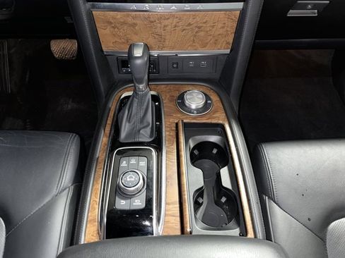 Used 2022 Nissan Armada SL image 13