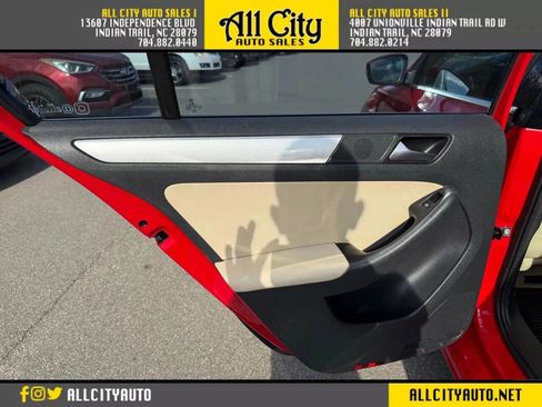 Used 2012 Volkswagen Jetta TDI FWD image 15