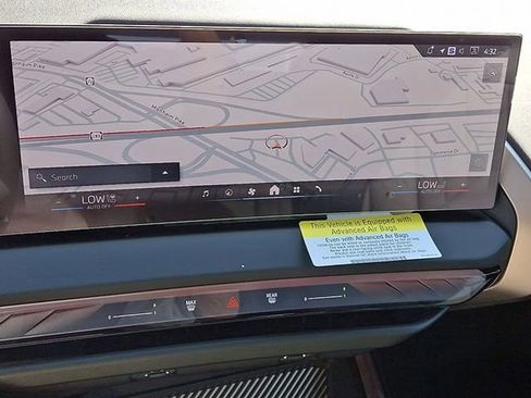 Certified 2025 BMW X3 xDrive30i w/ Convenience Package image 11