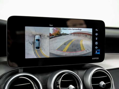 Used 2021 Mercedes-Benz GLC 300 4MATIC Coupe image 22