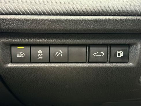 Certified 2025 Toyota Camry SE FWD image 22