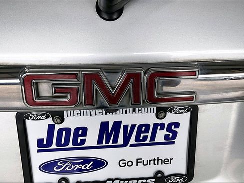 Used 2018 GMC Acadia SLT image 7