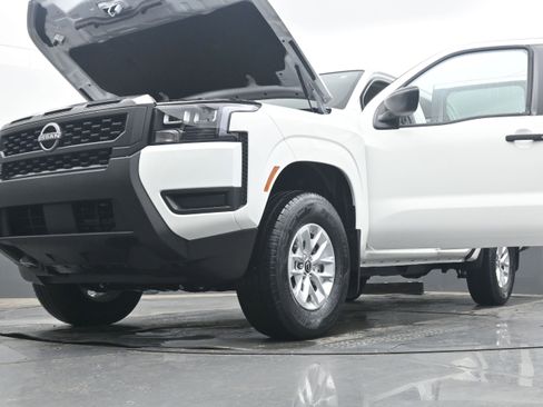 New 2026 Nissan Frontier S image 39